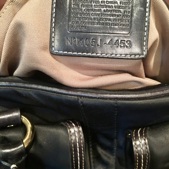 Coach Lot - Picture 4 of 6